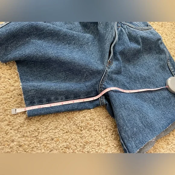 Vintage The Limited Cut-Off Pleated High Rise Blue Jean Shorts with Back Yoke - Picture 8 of 16